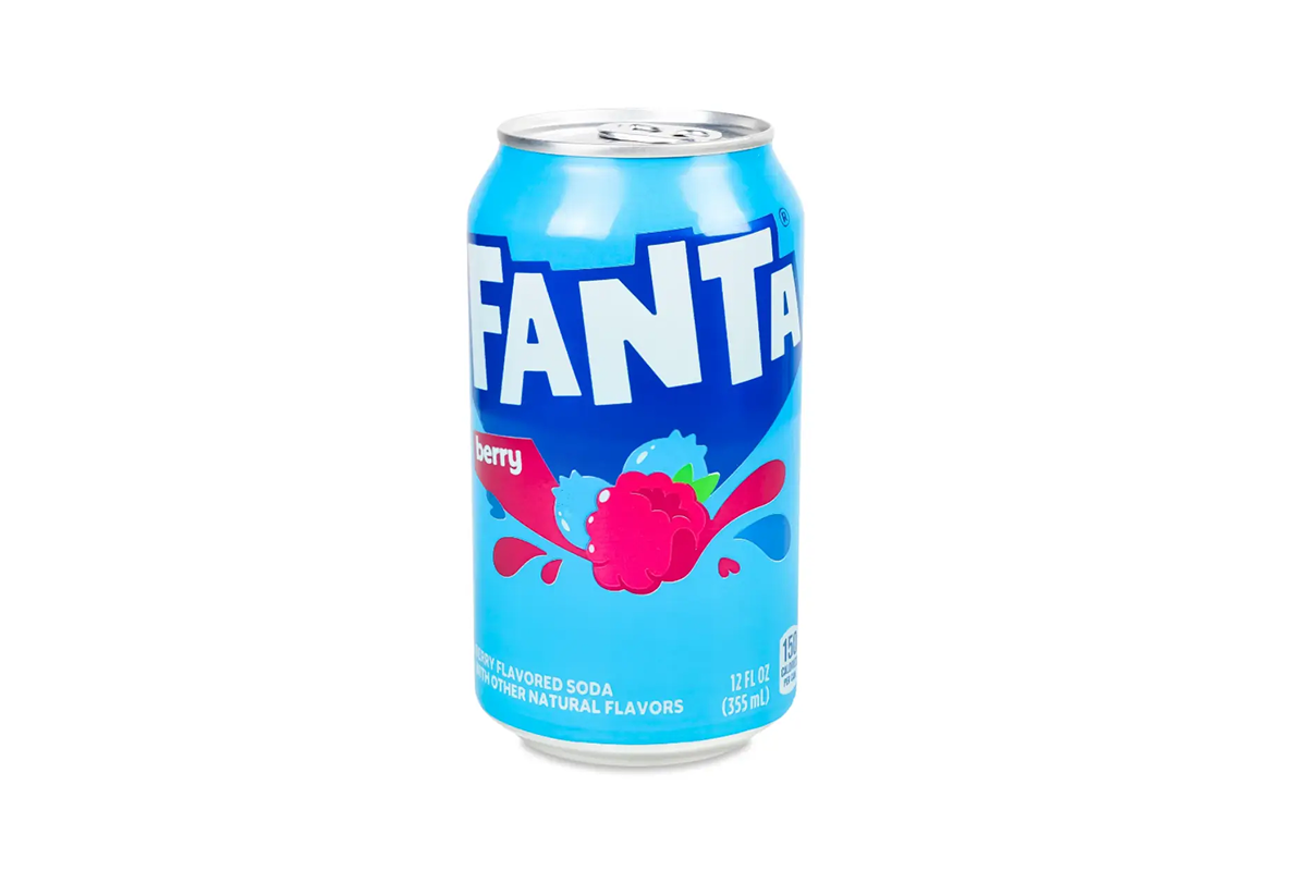 Напій газований Fanta зі смаком ягід
