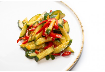 Салат з огірка